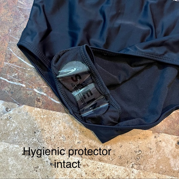 Women’s SZ M SHEIN BNWT Black w/leopard print One Piece Swimsuit - Picture 7 of 17